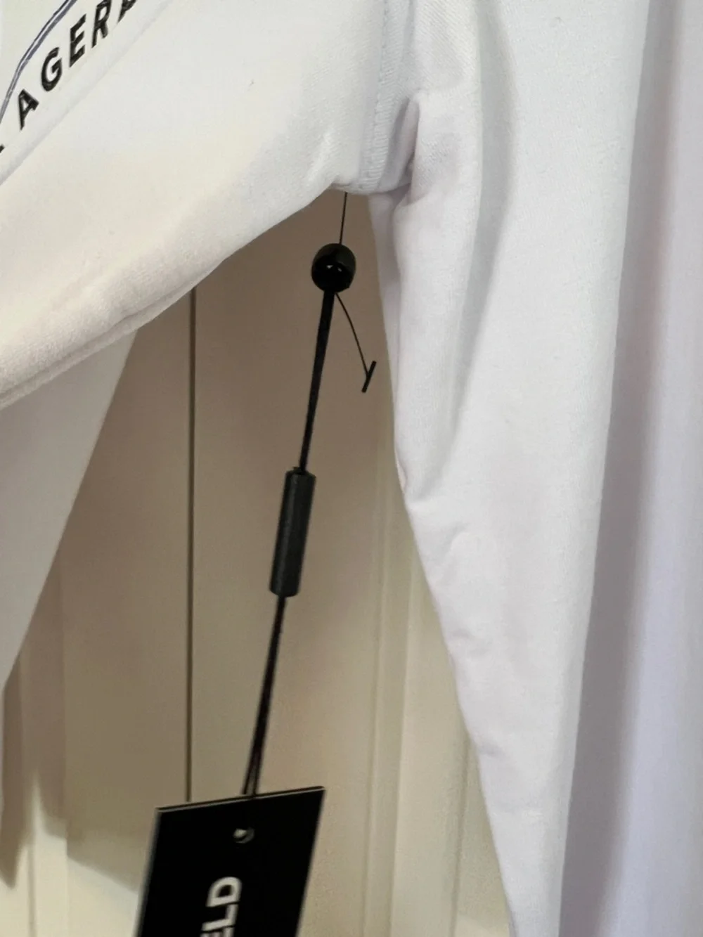 Karl Lagerfeld White Logo Crewneck Sweatshirt with Black Tag Detail - Picture 4 of 8